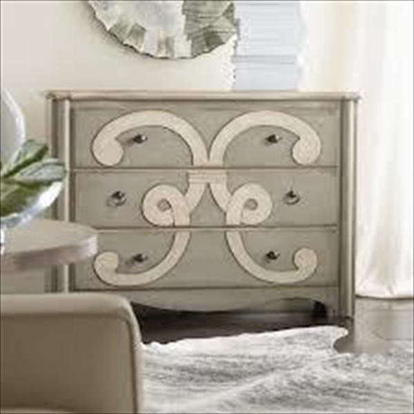 Chest Classique Scroll